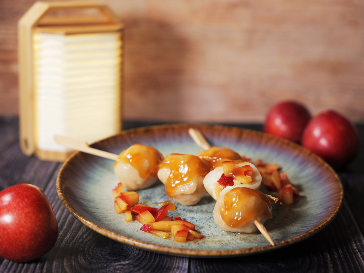 Vegane Dangos mit Pflaumen Füllung