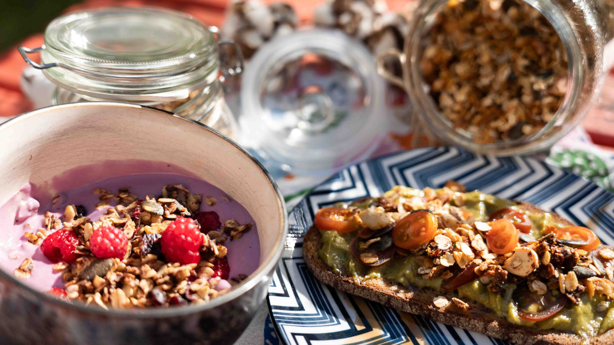Veganes Süßes & Herzhaftes Granola · Müsli aus dem AirFryer