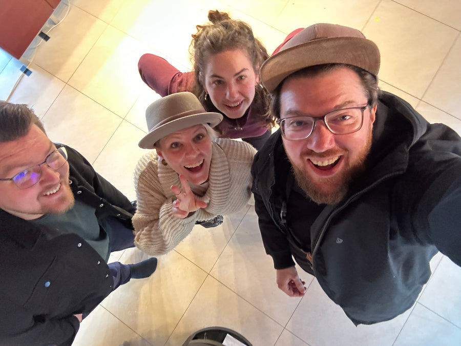 Vier Freunde mit vielen Visionen